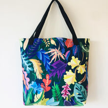 Load image into Gallery viewer, FOLIAGE Shoulder Bag