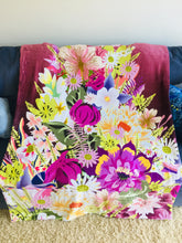 Load image into Gallery viewer, BOUQUET Blanket